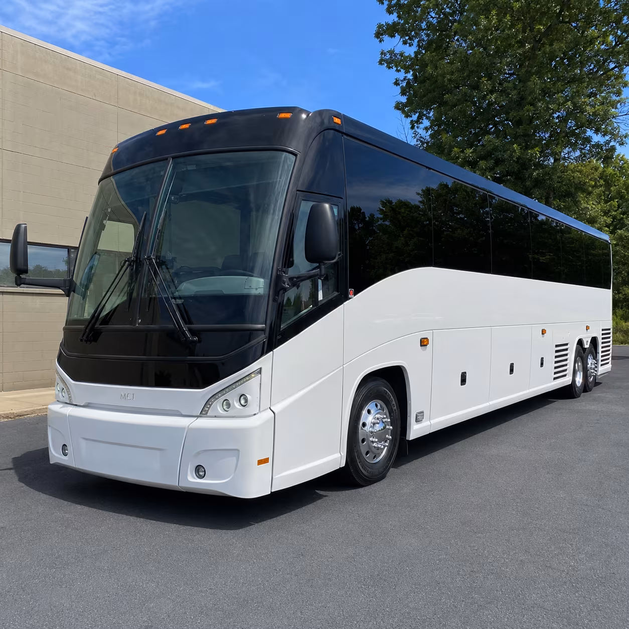 palisade park amphitheater concert bus rentals right here in broomfield